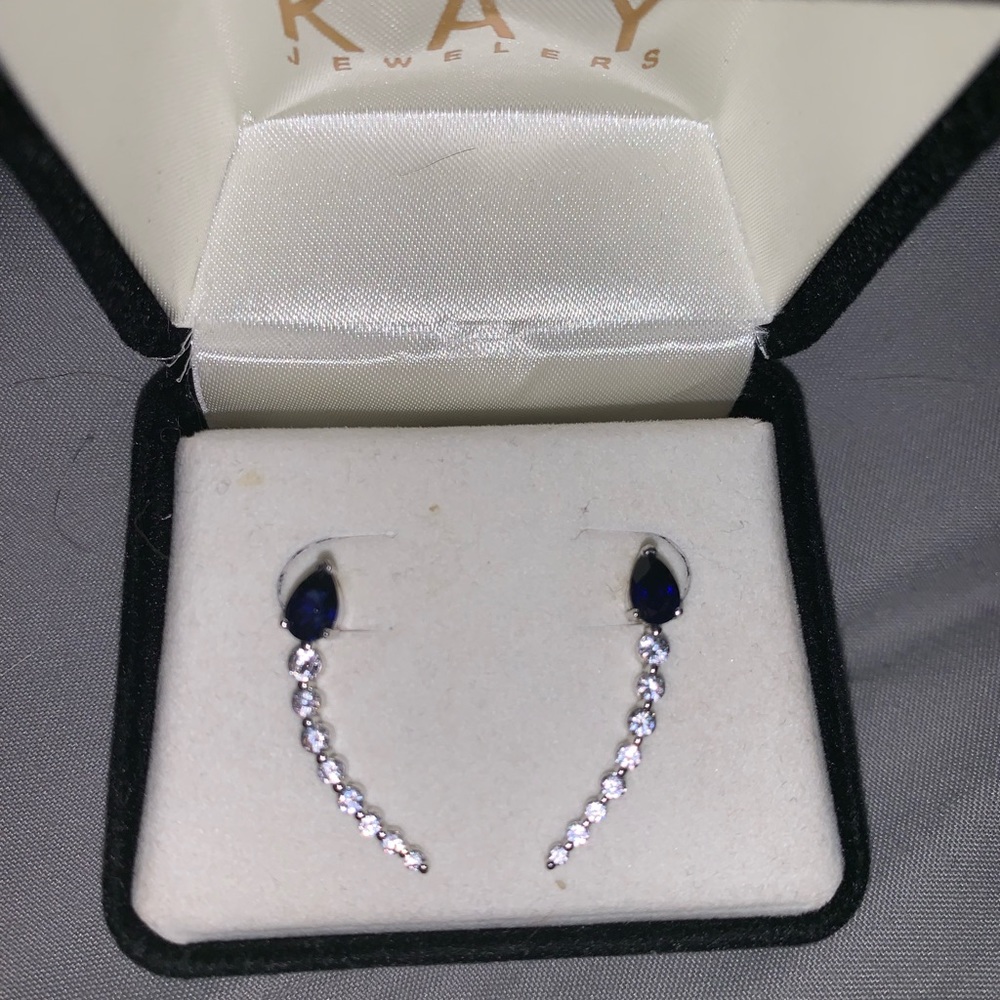 ✨Kay Jewelers Sapphire Climber Earring✨